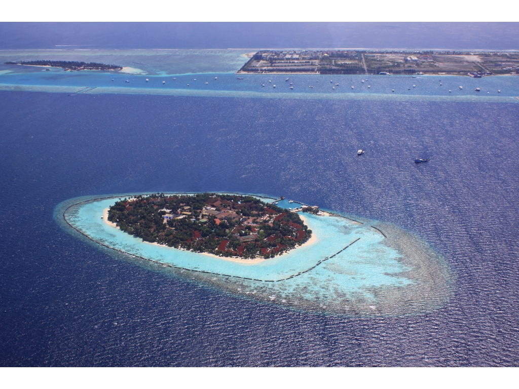 2010-10-17 07-00-24 - Maldives 2010 IMG_5750 2010-10-17 07-00-24 - Maldives 2010 IMG_5750